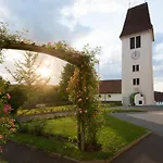 Schloss Seggau 호텔 레이브니츠
