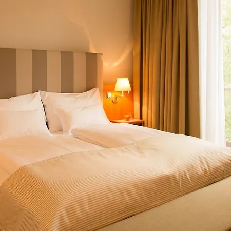 מלון Schloss Seggau ליבניץ