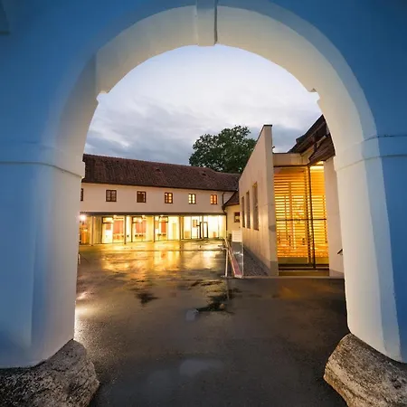 Schloss Seggau