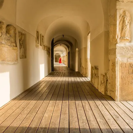 Schloss Seggau فندق