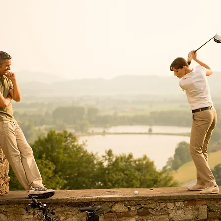 מלון Schloss Seggau