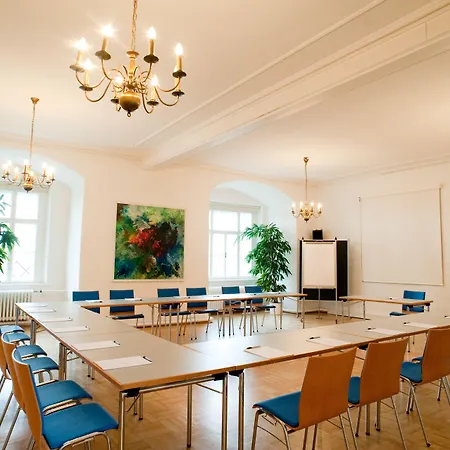 Schloss Seggau מלון